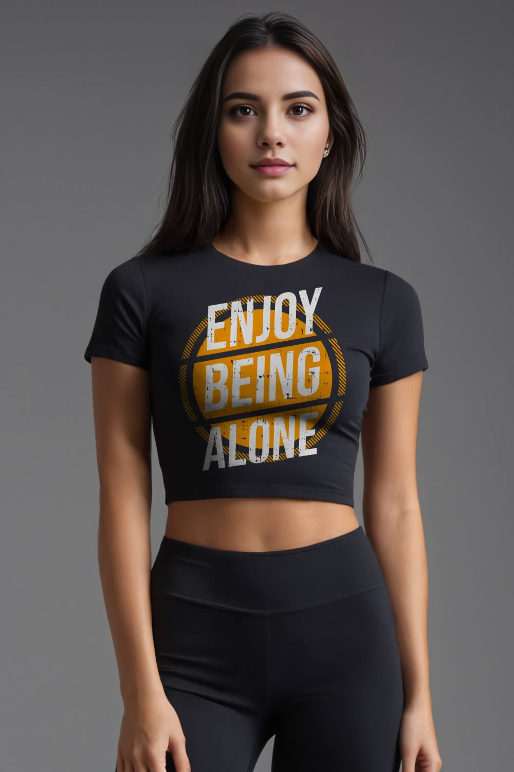Enjoy Being Alone Baskılı Siyah Crop Top